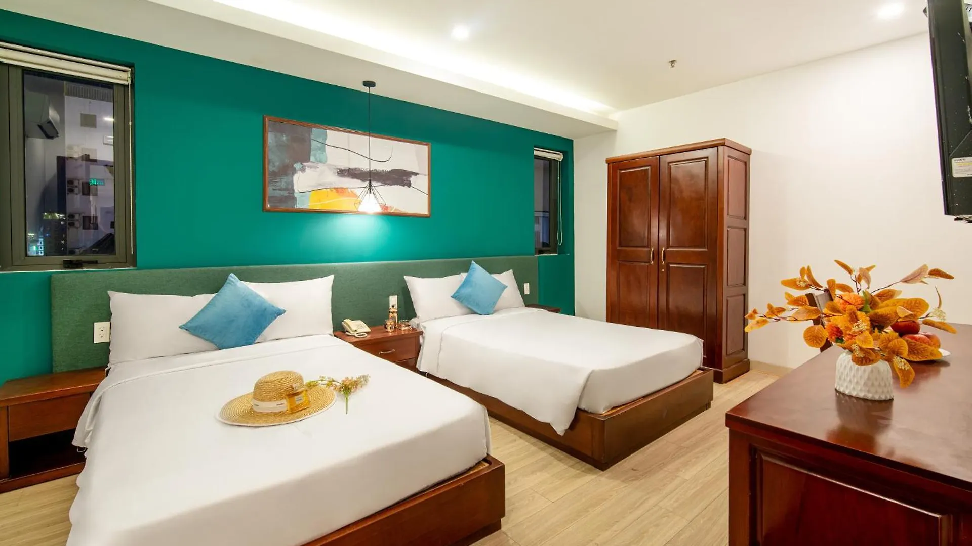May Beach Hotel Đà Nẵng 4*,