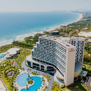Aquamarine Beachfront & 5* Cam Ranh