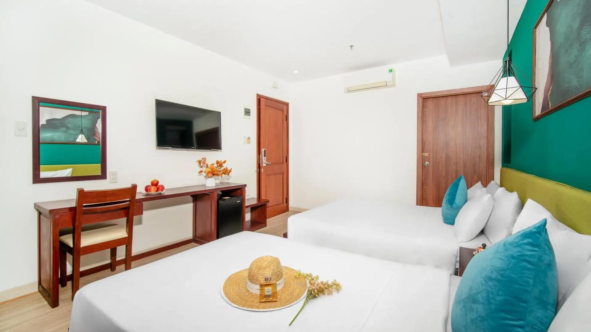 דה נאנג May Beach Hotel 4*, דה נאנג וייטנאם