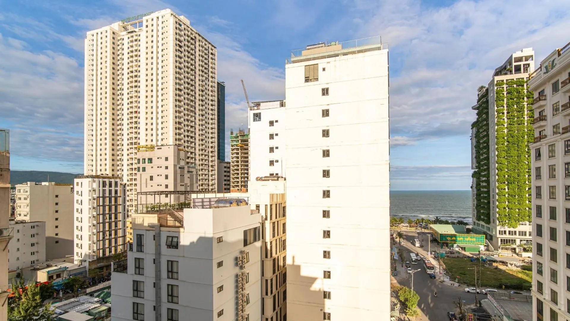 דה נאנג May Beach Hotel 4*, דה נאנג וייטנאם